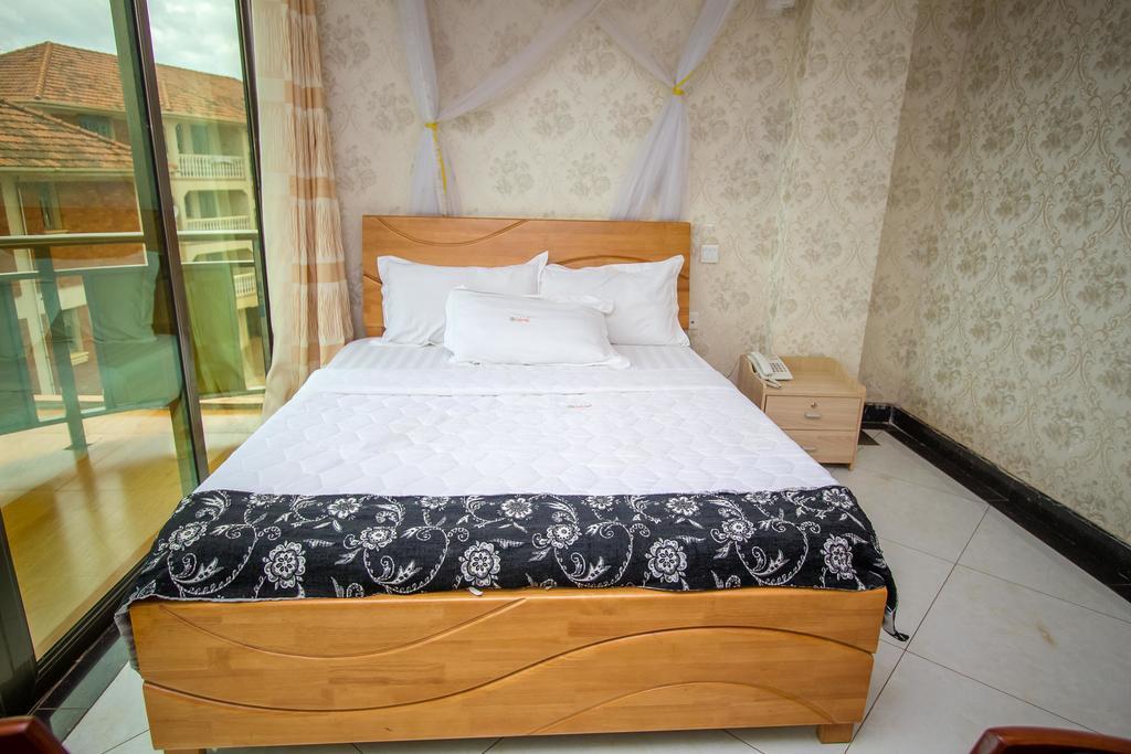 Sal'S Boutique Hotel คัมพาลา ภายนอก รูปภาพ