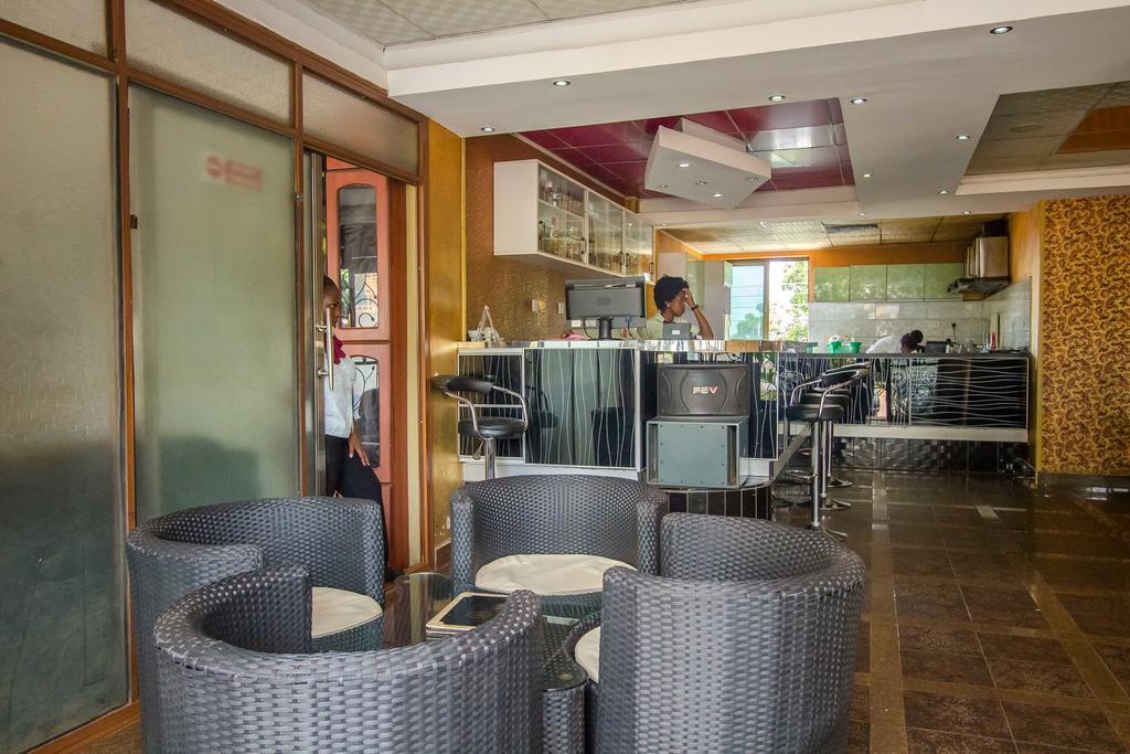 Sal'S Boutique Hotel คัมพาลา ภายนอก รูปภาพ