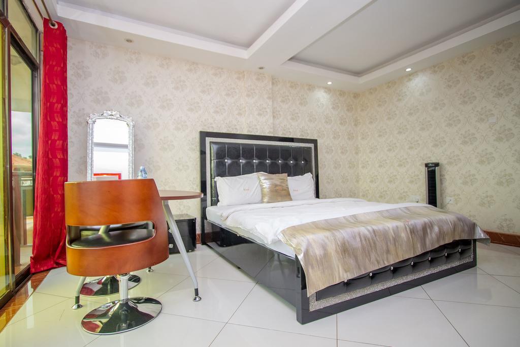 Sal'S Boutique Hotel คัมพาลา ภายนอก รูปภาพ